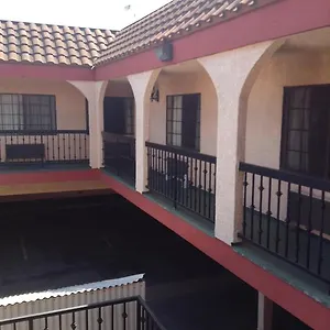 La Mirage Motel
